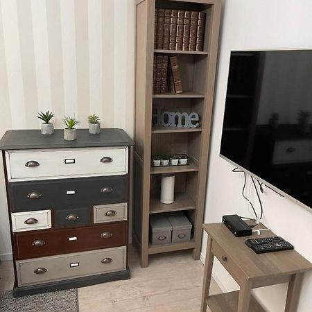 Cosy Apartmant In Hodonin Apartment Exterior foto