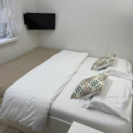 Cosy Apartmant In Hodonin Apartment Exterior foto