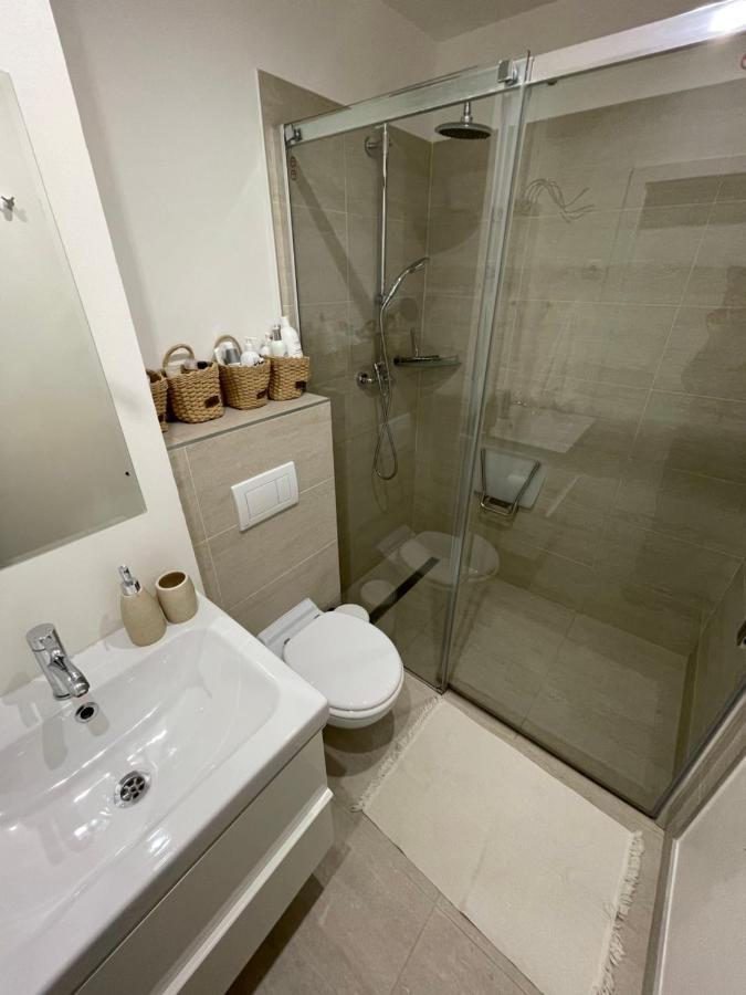 Cosy Apartmant In Hodonin Apartment Exterior foto